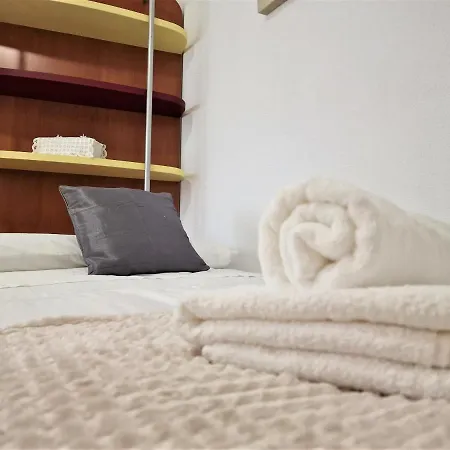 Apartment Ds Duplex Acera Del Rio, Parking Opcional Cordoba